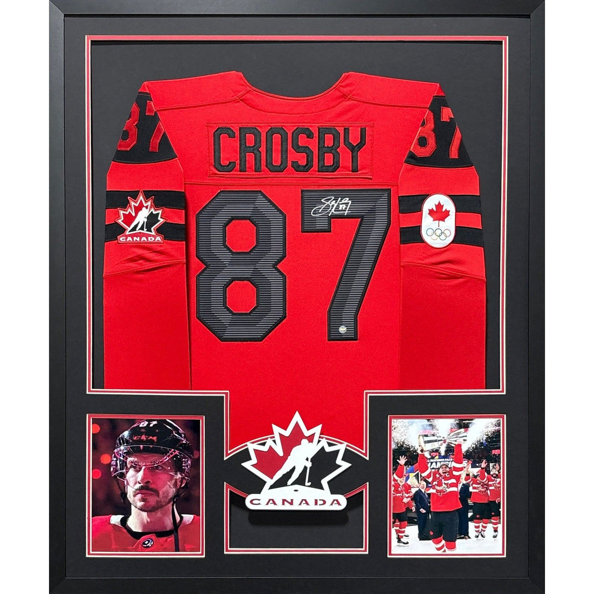 Sidney Crosby Framed Signed Black Jersey Frameworth Autographed Canada