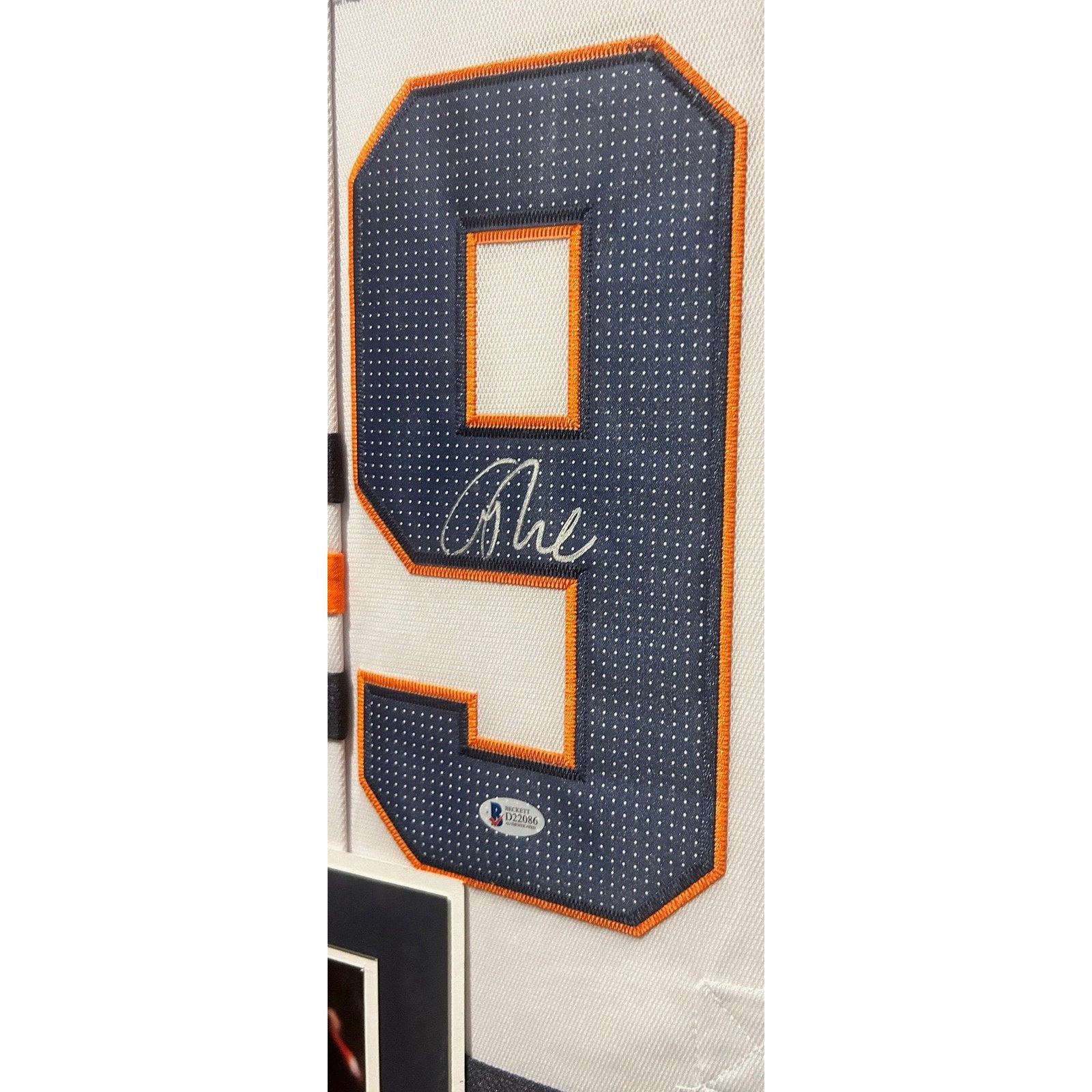 Connor McDavid Framed White Jersey Beckett Autographed Signed Edmonton Oilers