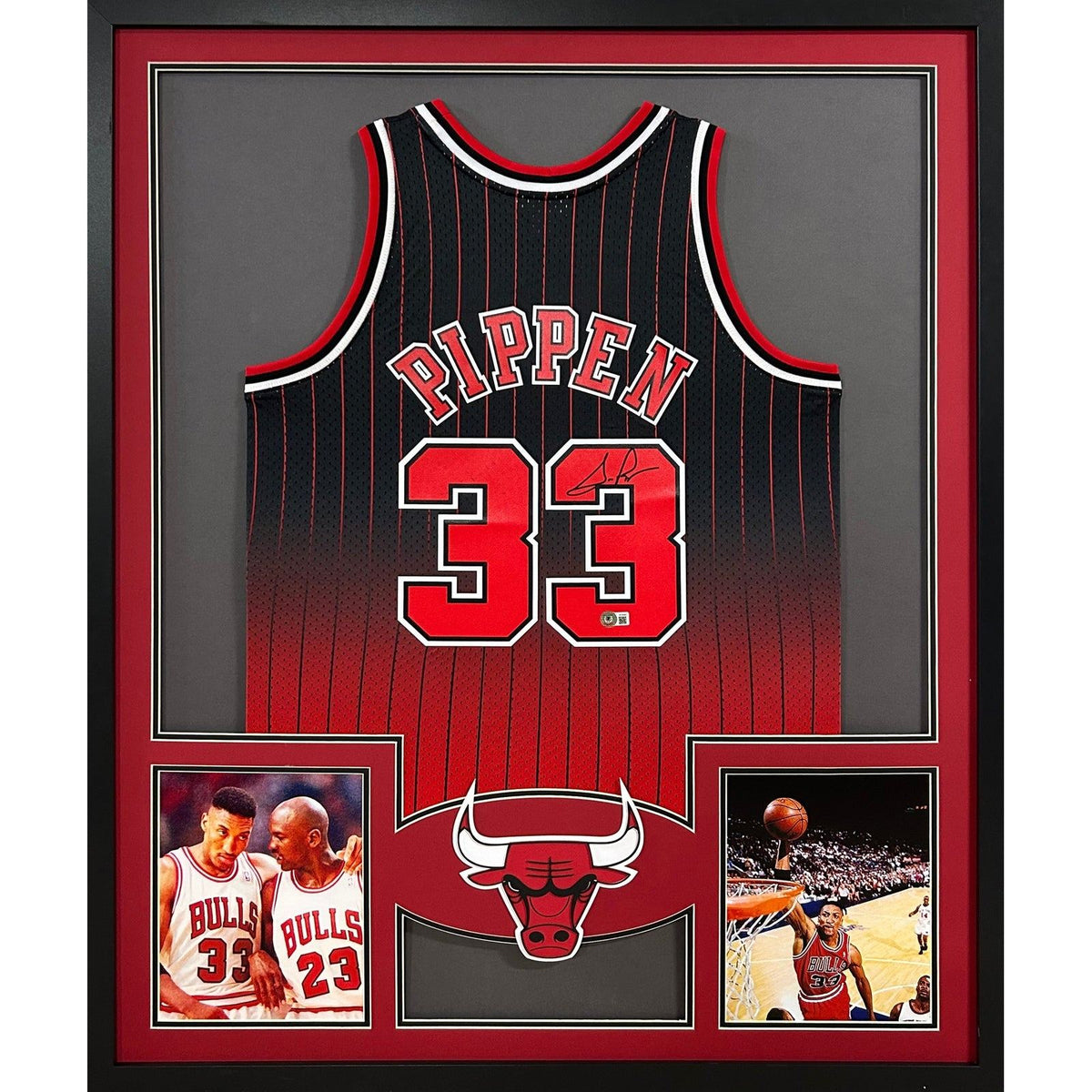 Scottie Pippen Framed Jersey Autographed Signed Chicago Bulls Beckett