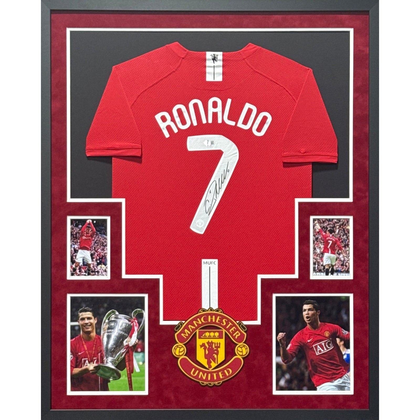 Cristiano Ronaldo Framed Signed Jersey Beckett Autographed Manchester United IH4