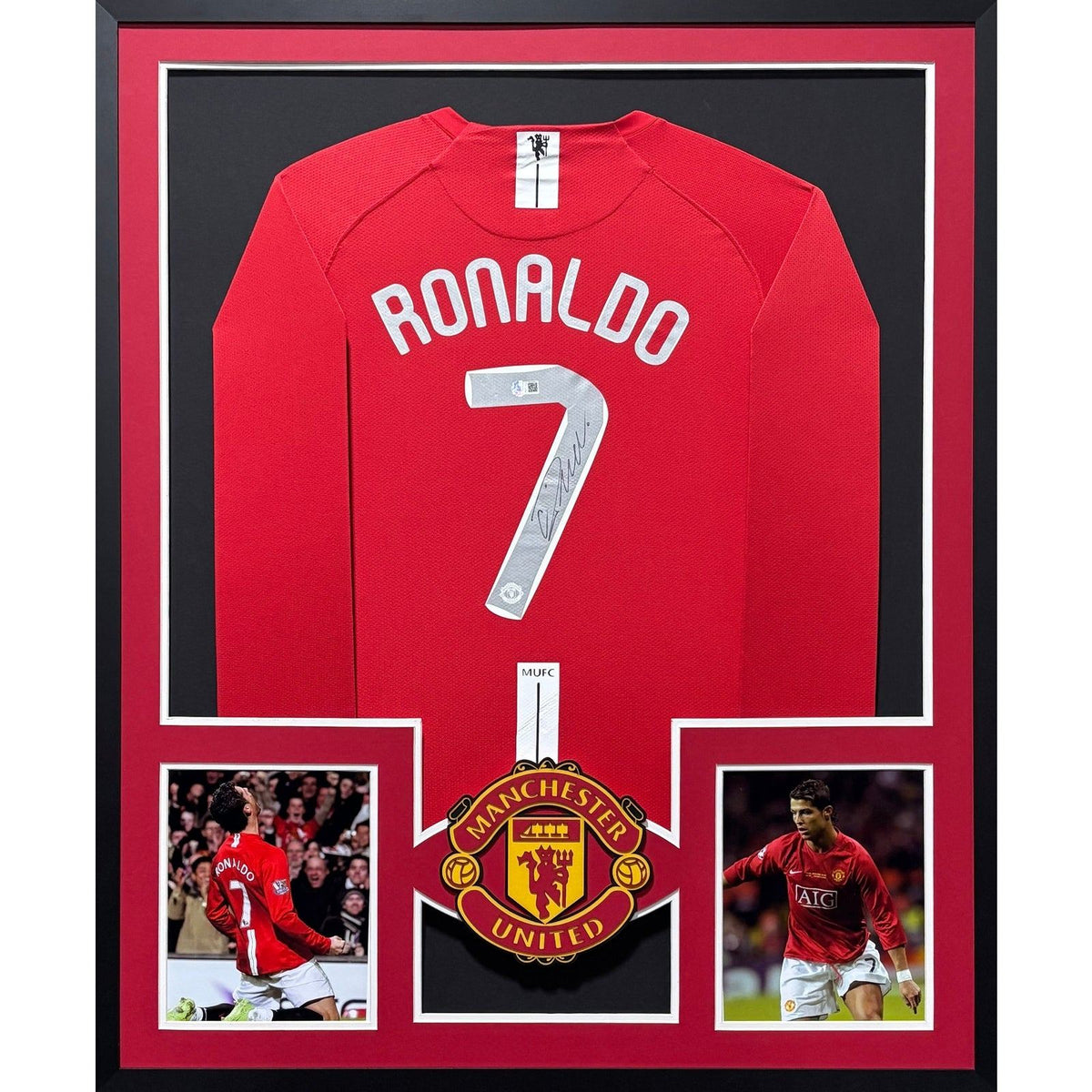 Cristiano Ronaldo Framed Signed Jersey Beckett Autograph Manchester United LS
