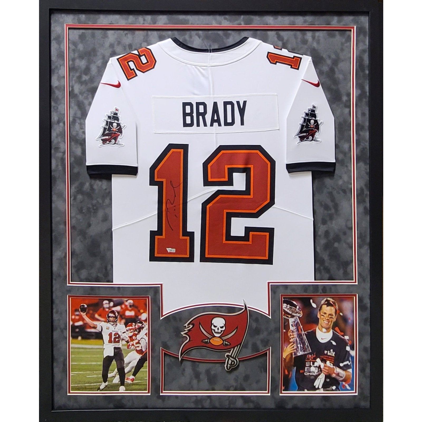 Tom Brady Framed Signed White Jersey Fanatics Tampa Bay Buccaneers Autographed