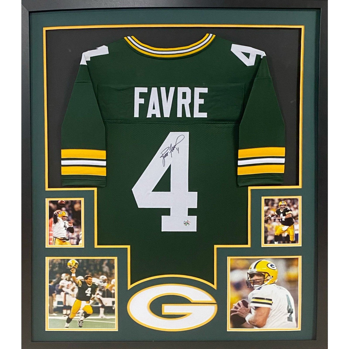 Brett Favre framed top autographed picture